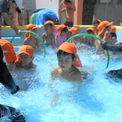 楽しかったね!プール遊び !! 【パリス将監西保育園】 楽しかったね!プール遊び !! 【パリス将監西保育園】
