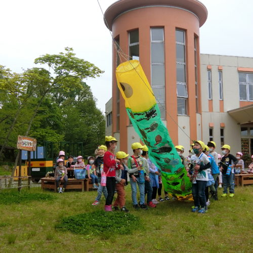 こいのぼりだ～い好き♪【パリス保育園】