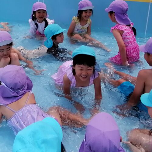 プール遊び楽しいよ～！！ 【パリス将監西保育園】