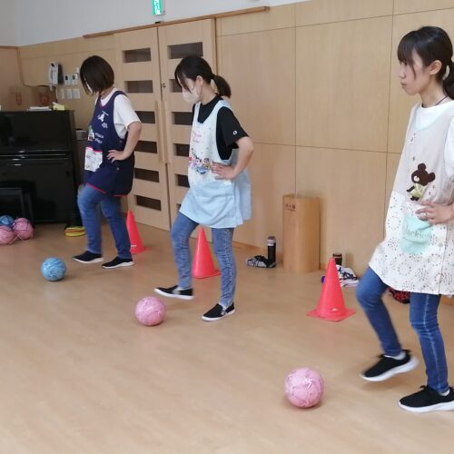 職員研修会　サッカー教室編　⚽【パリス将監西保育園】