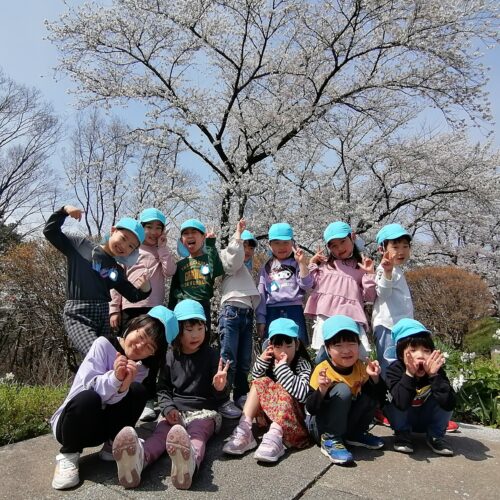 花見はいいね～🌸【パリス将監西保育園】
