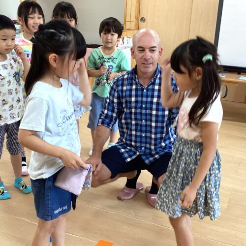 Rock-Paper-Scissors(グー・チョキ・パー) 🔠【パリス将監西保育園】 Rock-Paper-Scissors(グー・チョキ・パー) 🔠【パリス将監西保育園】